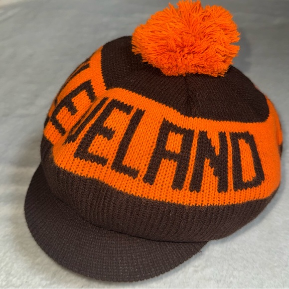 Vintage Cleveland Browns Knit Beret Billed Beanie Cap Hat main image 7
